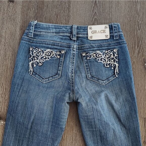 Grace in LA Boot Cut Embellished Jeans 3/25 - Picture 4 of 11